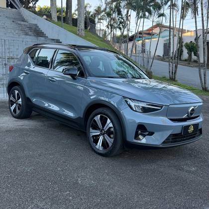 VOLVO XC40 P6 RECHARGE ELECTRIC PLUS VOLVO XC40 P6 RECHARGE ELECTRIC PLUS